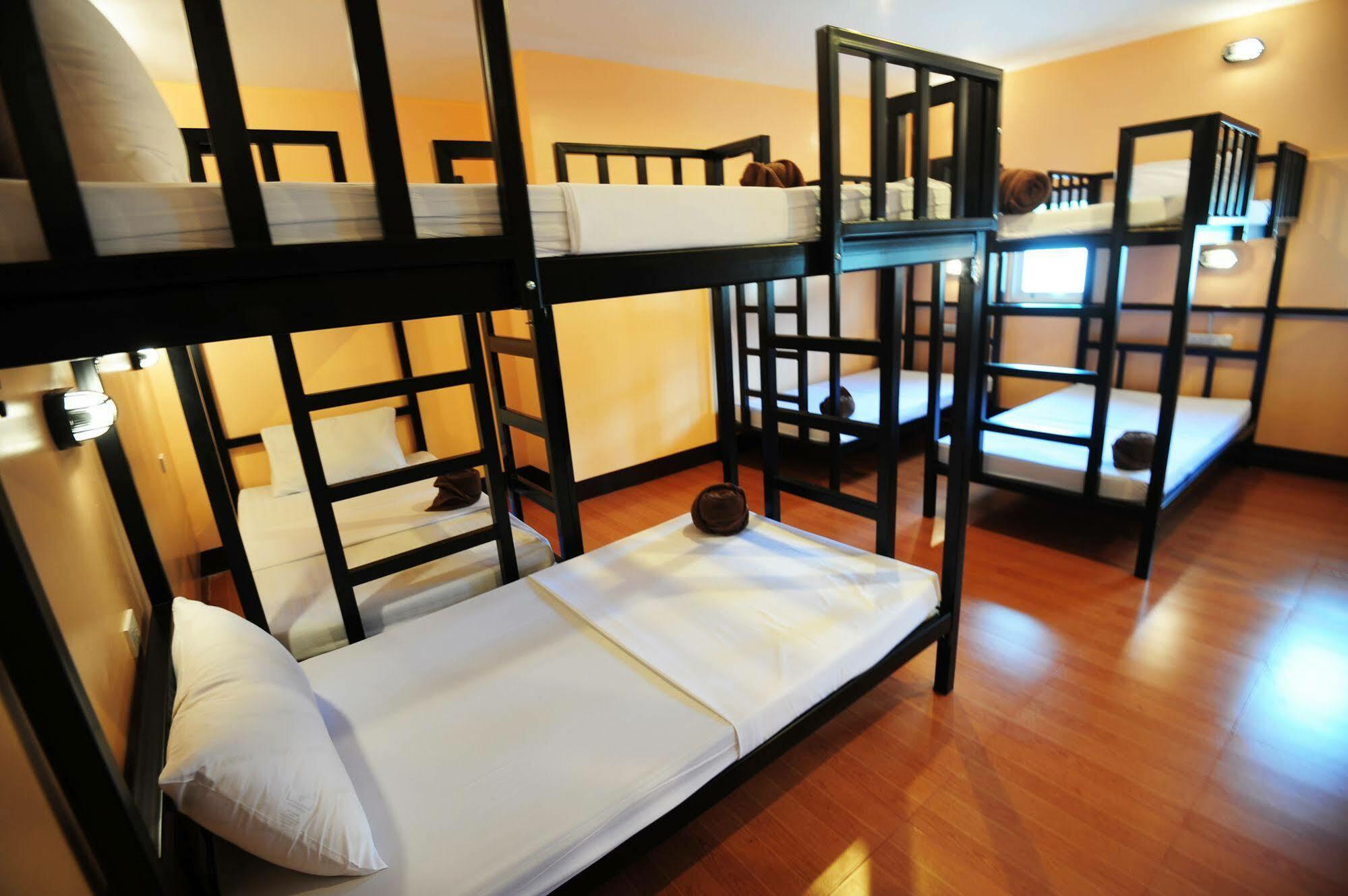 Twin Palms Hostel Phi Phi Екстериор снимка