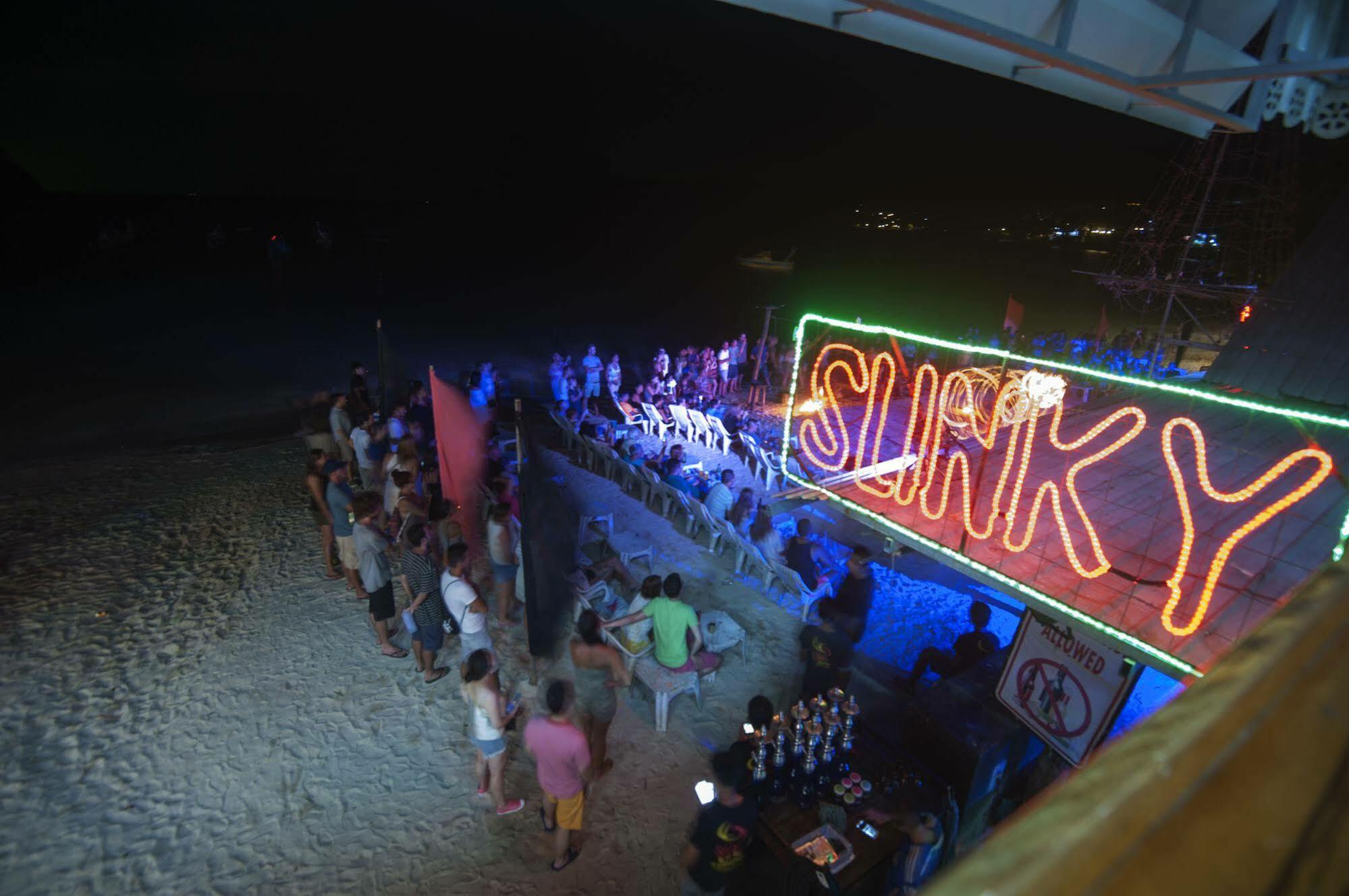 Twin Palms Hostel Phi Phi Екстериор снимка